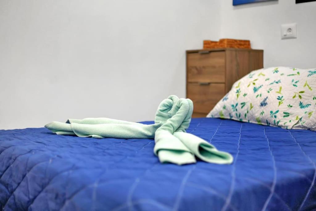 Studio In Torres Del Sol Griffin Near The Beach 아로나 외부 사진