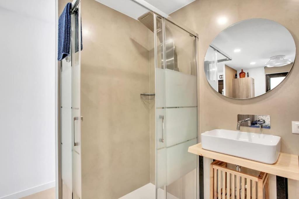 Studio In Torres Del Sol Griffin Near The Beach 아로나 외부 사진